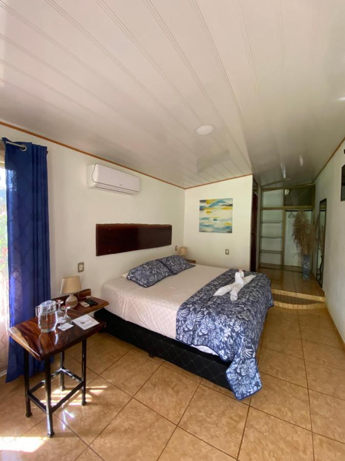 La Pina, Rio Celeste Aparthotel Εξωτερικό φωτογραφία